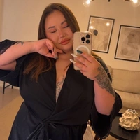 LaraLara1