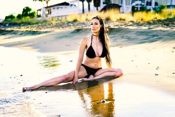 MISTRESS_JULIA